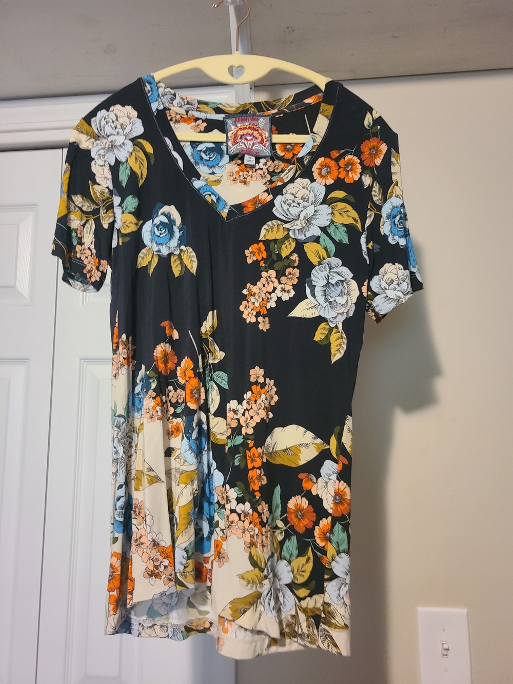 Johnny Was Black Floral V-Neck  Bamboo Top with Blue, Orange & Cream Blossoms XS